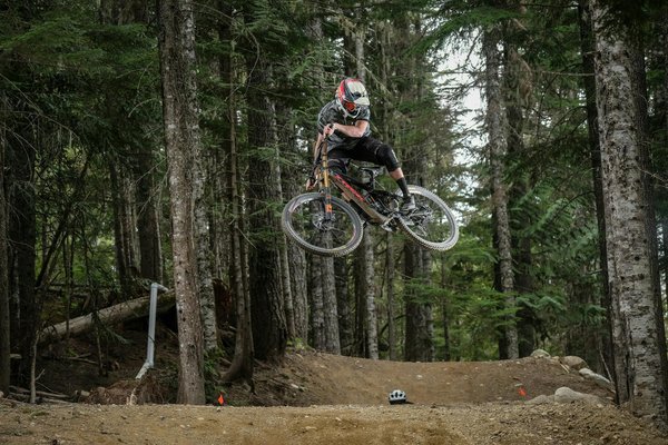 7 raisons d'intégrer le russian twist pour renforcer votre tronc